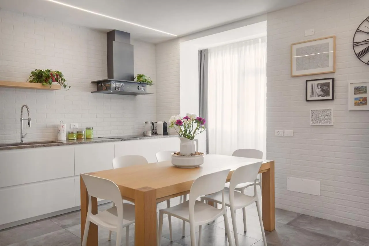 شقة Rocca Terrace غارْدا